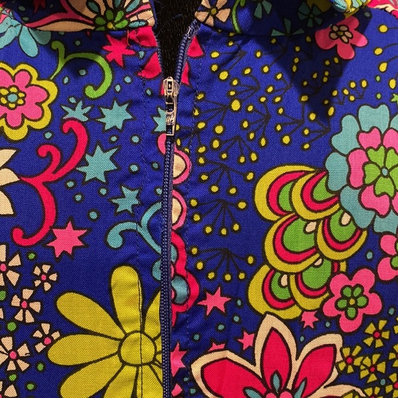 Groovy 60’s Floral Dress - Picture 4 of 9